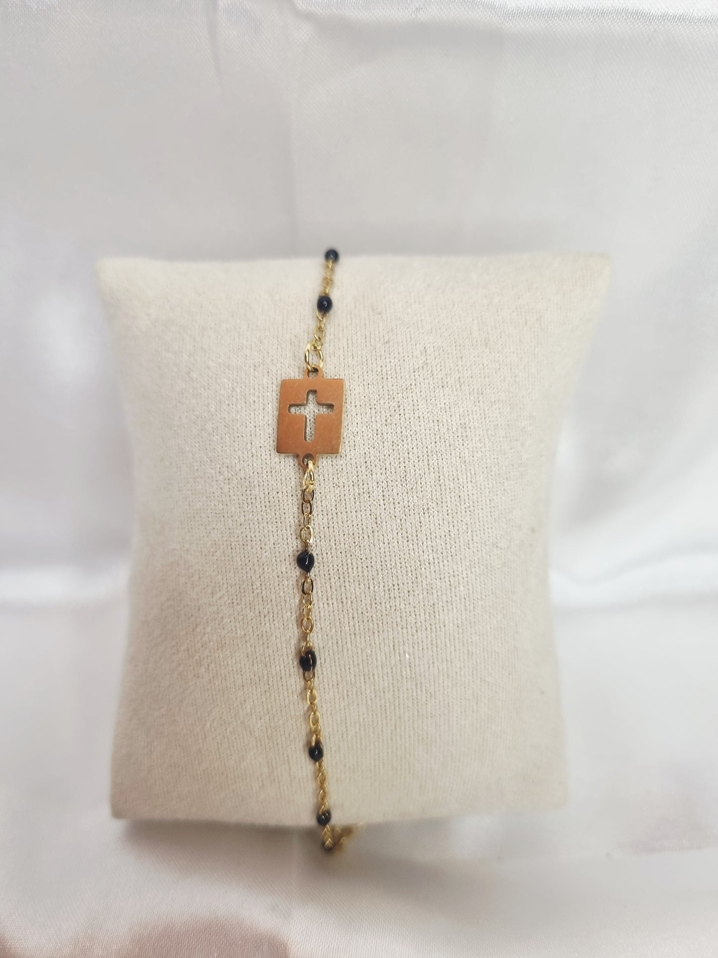 Bracelet croix noir