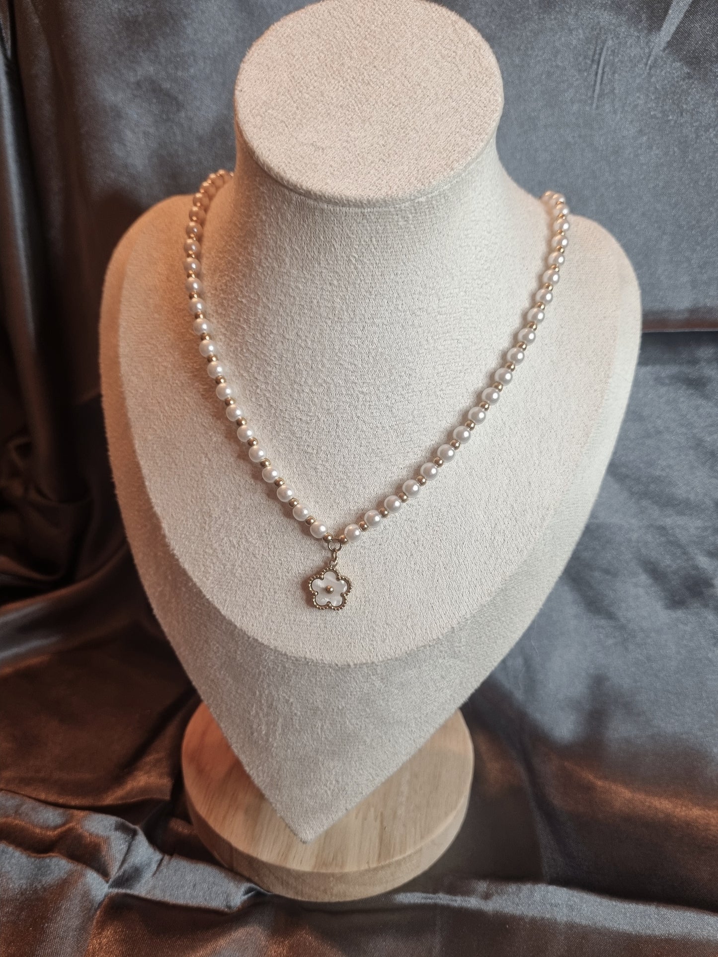 Collier Loula