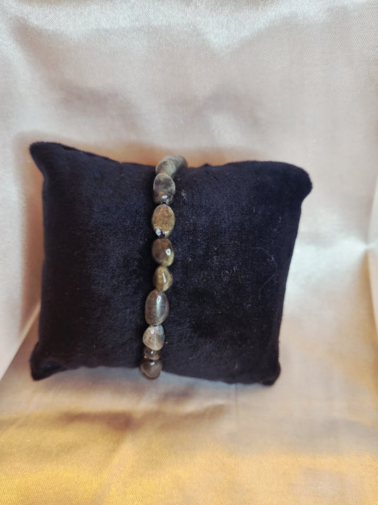 Pierre de Labradorite